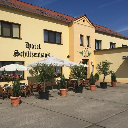 Hotel Schuetzenhaus Bruck  Экстерьер фото