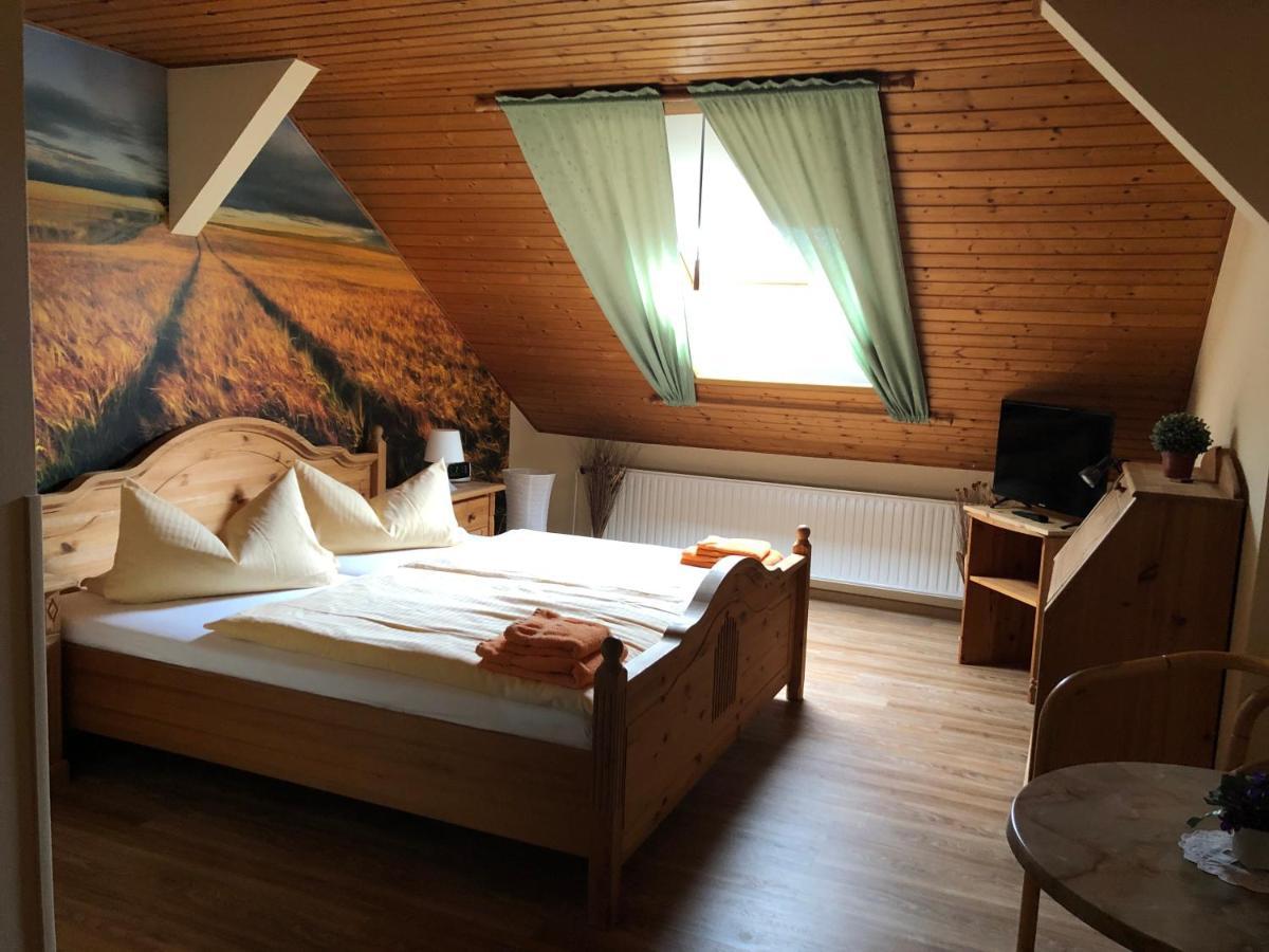 Hotel Schuetzenhaus Bruck  Экстерьер фото