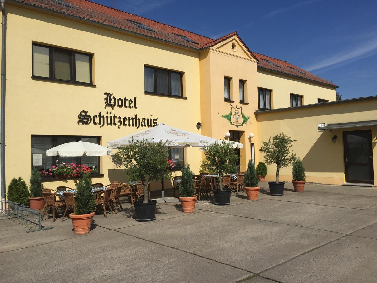 Hotel Schuetzenhaus Bruck  Экстерьер фото